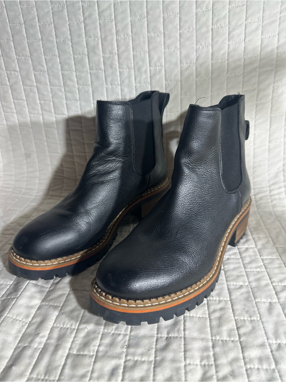 Bertuchi Black Leather Chelsea Lug Sole Ankle Boots